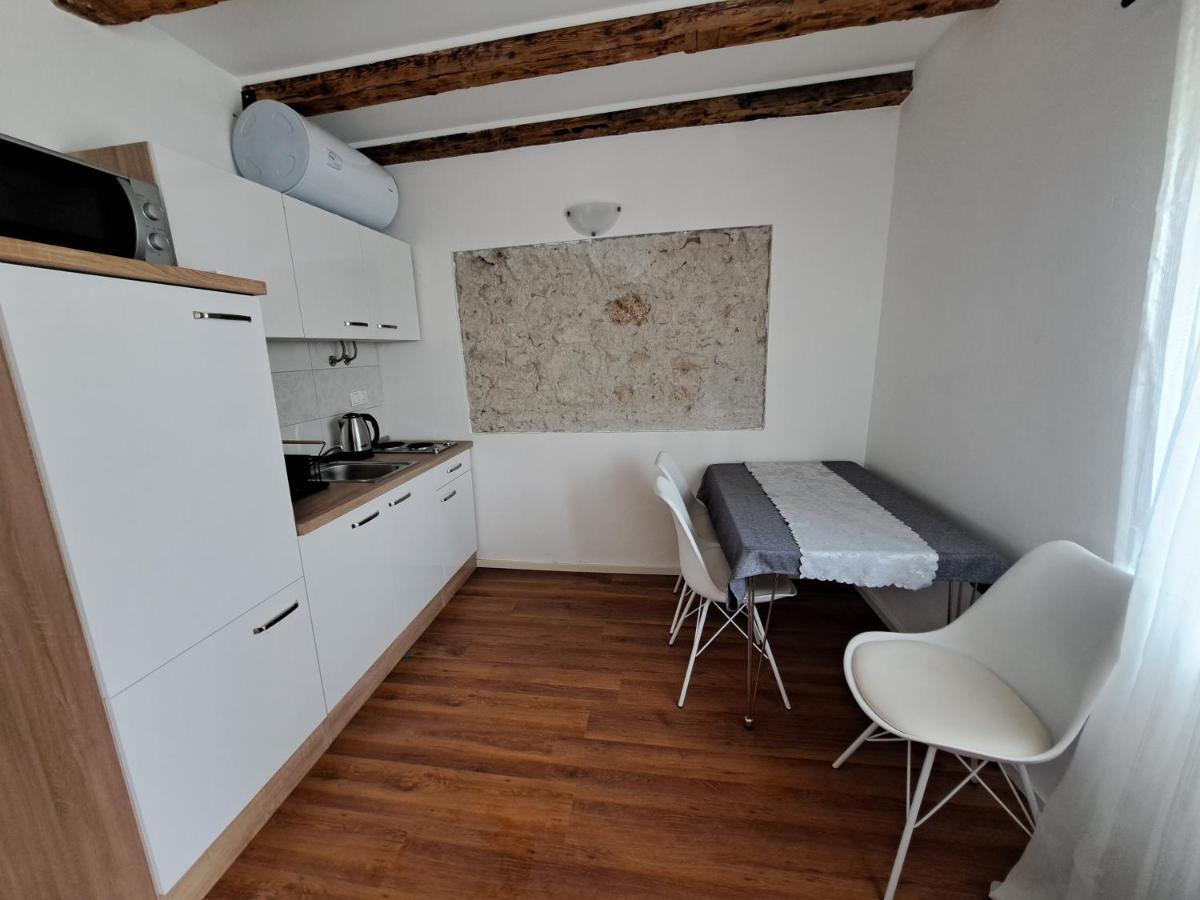 Levanat Apartment Nin